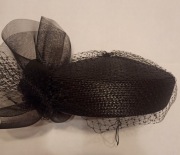 Kapelusz wizytowy z woalką Nowy 