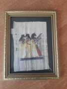 Papirus egipski w złotej ramce