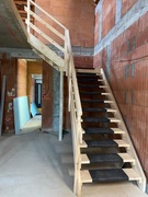 Schody budowlane drewniane 