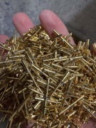 Piny pozłacane bcm 2kg licytacji 