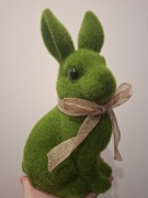 Zielony duży zając