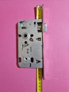 Zamek Drzwiowy LOB 72/55 WC Z7ACL Czoło 235 mm Lewy