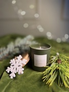 ŚWIECA SOJOWA RĘCZNIE ZALEWANA „GREEN VELVET” | E-BOOK GRATIS