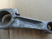 korbowód briggs&strstton 350e 400e 450e 