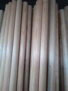 Wałek drewniany  okragły 20 mm 1mb