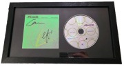 Autograf Calvin Harris & Ellie Goulding - Miracle CD z autografami w ramie