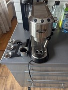 Kolbowy ekspres ciśnieniowy De'Longhi EC 685.M 1350 W srebrny/szary