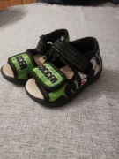 Obuwie sandały firma 3f roz 20