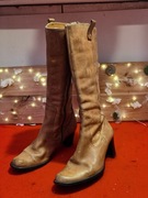 kobiece kozaki wysokie buty na obcasie 38 Zara