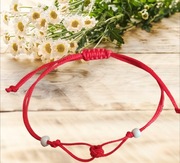 Szczęśliwa bransoletka czerwony węzeł koniczyna. 