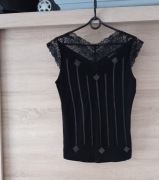 O&S Paris śliczna czarna bluzeczka z koronką r.M