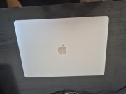 Macbook pro uszkodzony