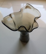 Wazon artystyczny, chusta, falbanka