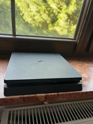 PlayStation 4 slim 500gb +2 pady 