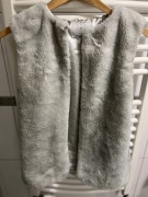 Mięciutka kamizelka primark