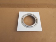 Oprawa lampa wpuszczana do sufitu DUŻA żarówka 111mm 75W GU10