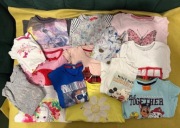 Zestaw 14 bluzek w rozmiarze 104 i 110