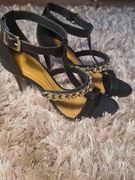 Sandały czarne na szpilce KAZAR