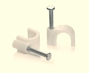 Uchwyt kablowy typu flop na przewód okrągły 7 mm - 100 szt.