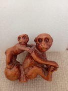 Figurka Netsuke - dwie małpy Japonia