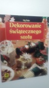 Dekorowanie świątecznego stołu Polly Pinder