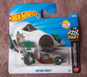 Hot Wheels - JJH31 - Instant Boost - 2026