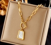 Wisior naszyjnik kolia złota ze stali z ozdobną zawieszką z masy perłowej