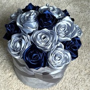 Wieczny bukiet flowerbox kwiaty ze wstążek