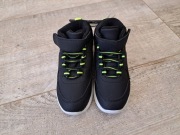 Buty chłopięce sportowe, za kostkę, czarne - rozm 25