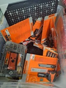 20 losowych rzeczy z kartonu narzędzi 