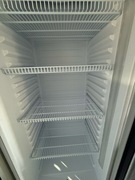 Lodówka zamykana na klucz 