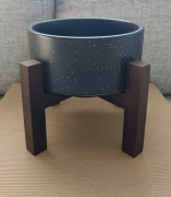 Ceramiczna miska dla psa na stojaku 