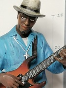 Figurka statuetka gitarzysta