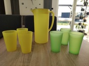 Dzbanek z kubkami do zimnych napojów komplet 1,5 l + gratis
