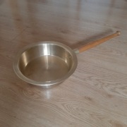 Patelnia mosiądz sygnowana 29,5cm PRL stan idealny