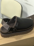 UGG Goldenstar Clog Lthr Regen r36