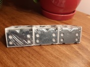 Ikea Kellax - uchwyty stabilizujące regał - ściana