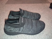 Nowe letnie buty w rozmiarze 44 z siatkową cholewką  o długości 29