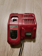 ŁADOWARKA MILWAUKEE M12-18FC