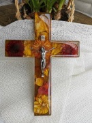 Krzyż z żywicy epoksydowej, ręcznie robiony  dekoracja religijna, efekty 3D