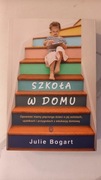 Szkoła w domu Julie Bogart