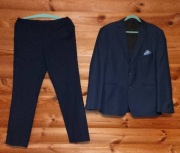 Garnitur młodzieżowy dwuczęściowy firmy Giacomo Conti 168/88/78