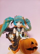 Figurka Vocaloid - Hatsune Miku Trick or Miku