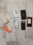 Zestaw 3 obudów do telefonów. 