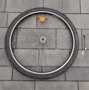Aluminiowe koło przednie 26” QR Schwalbe czarne MTB