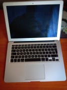 Macbook a1359 chyba uszkodzony/na części