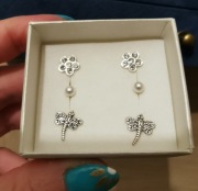 Zestaw 3 par kolczyków Avon Ważki perełki kwiatki 