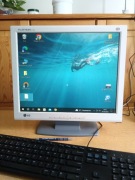 Monitor LG L1716S wraz z kablem zasilającym