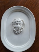 Gipsowy medalion z wizerunkiem