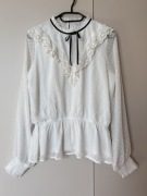 Biała bluzka z baskinką rozmiar S